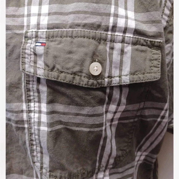 Tommy Hilfiger Custom Fit Grey and White  Plaid Short Sleeve Shirt Size XXL - Picture 5 of 8